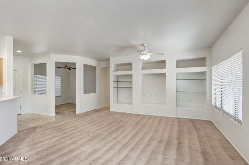 18212 Gila Springs Dr, Sun City, AZ 85374-8528