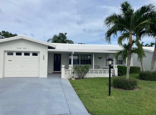 1312 20th St, Boynton Beach, FL 33426-5856