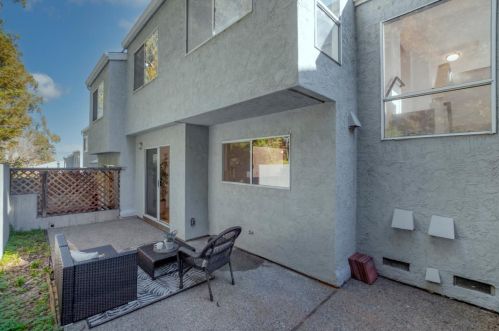 70 Livingston Terrace Dr, San Bruno CA  94066-2800 exterior