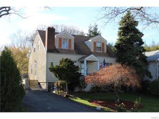 12 Roosevelt Ave, Rye, NY 10580-3710