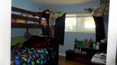 1710 Griffith Ave, Clovis CA  93611-5123 exterior