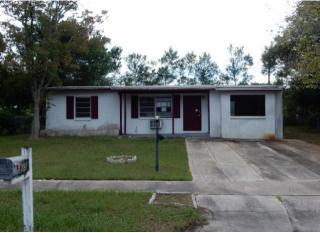 915 Chippendale St, Deltona, FL 32725-5703