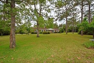 4556 Yellow Bluff Rd, Crestview, FL 32539-8259