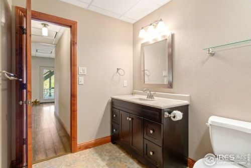 1045 Crabapple Dr, Loveland CO 80538-5666 exterior