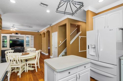 3202 Coconut Grove Rd, Land O Lakes FL  34639-6735 exterior