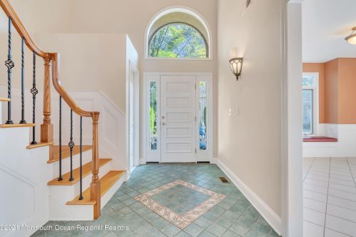 99 Carlsbad Ct, Holmdel Village, NJ 07733-2557