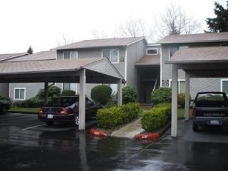 13021 127th Dr, Kirkland, WA 98034-3203