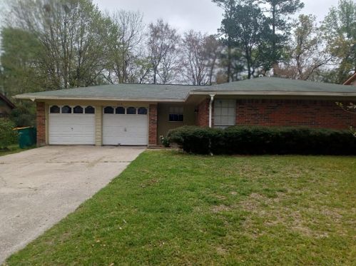 616 Hildred Ave, Conroe TX  77303-1716 exterior