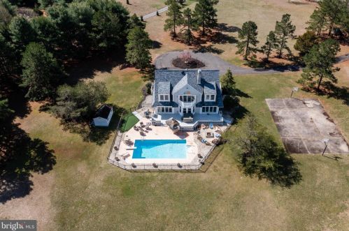 186 Sooy Pl Rd, Southampton NJ  08088-3561 exterior