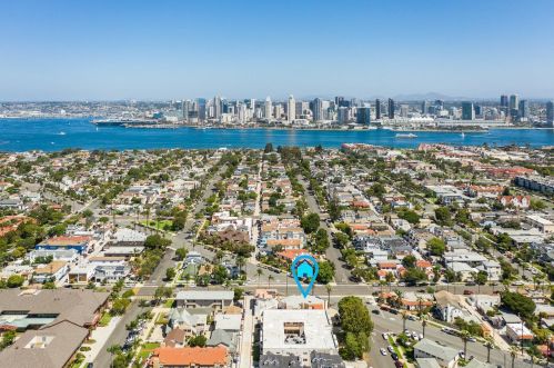 502 Palm Ave, San Diego CA  92118-1756 exterior