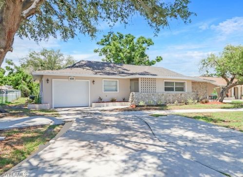 4325 16th Pl, Cape Coral FL  33904-7430 exterior