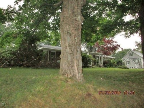 2 Dalton Ave, Liberty, NY 12754-1303