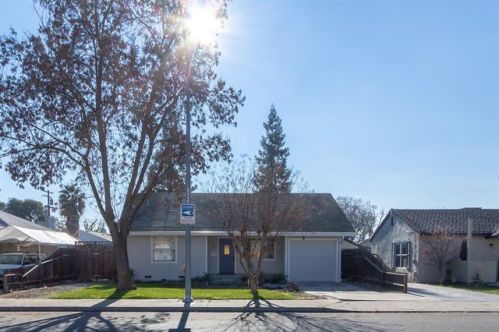 1612 Glenwood Dr, Modesto CA  95350-3812 exterior