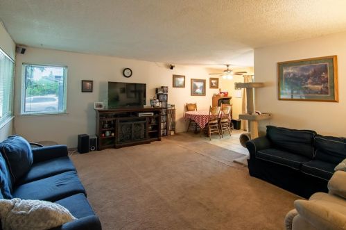 7216 Circlet Way, Citrus Heights, CA 95621-2813