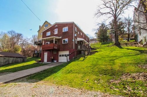 2430 Woodward Ave, Pittsburgh, PA 15226-1552