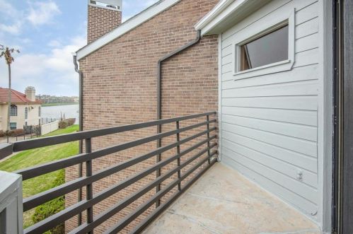 1725 Enterprise Ave, League City TX  77573-2903 exterior