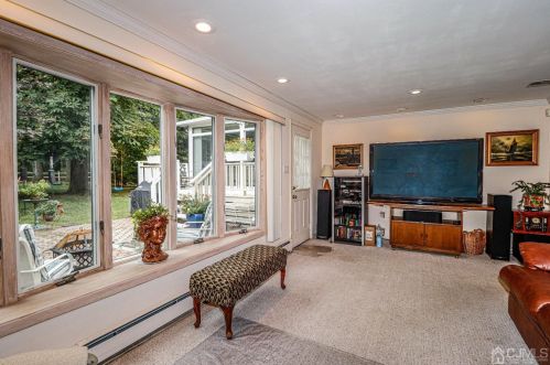 19 Herold Pl, Metuchen NJ  08840-2603 exterior