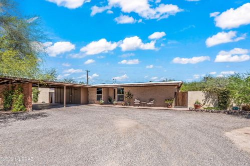 1518 Hudson Pl, Tucson, AZ 85704-1538