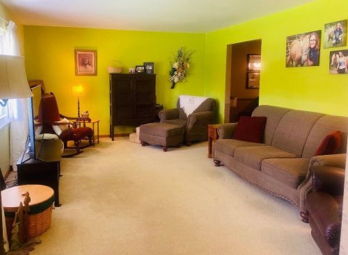 2165 Berry Hill Dr, Darbydale, OH 43123-3606