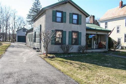 20 Broad St, Clifton Springs, NY 14432-1104