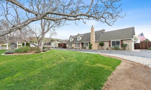 12975 New Ave, San Martin, CA 95046-9653
