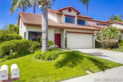 916 Alyssum Rd, Carlsbad CA  92011-3907 exterior