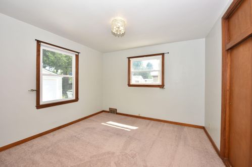 3618 94, Milwaukee WI 53228-1403 exterior