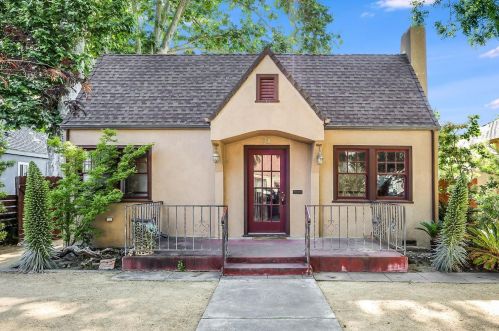 31 2nd St, Woodland, CA 95695-3318