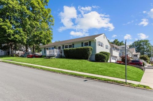 23 Adams Ave, Middletown, NY 10940-6532
