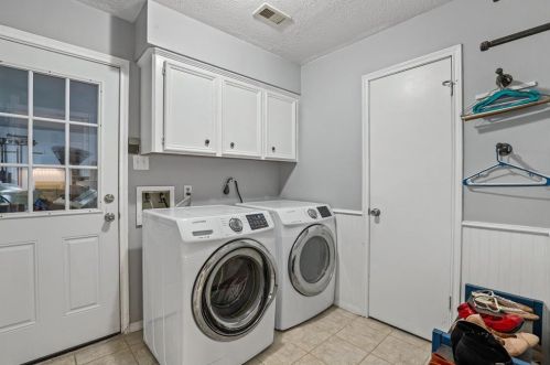 5611 Frst Timbers Dr, Humble TX 77346-1937 exterior