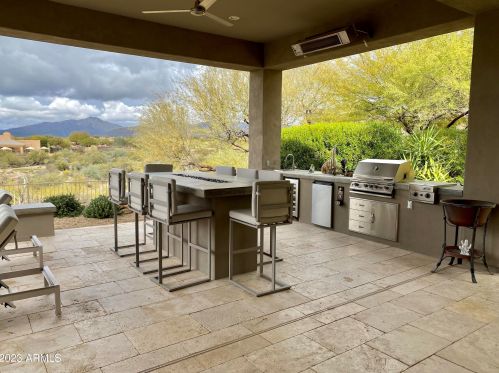 9656 Roadrunner Dr, Scottsdale, AZ 85262-1443