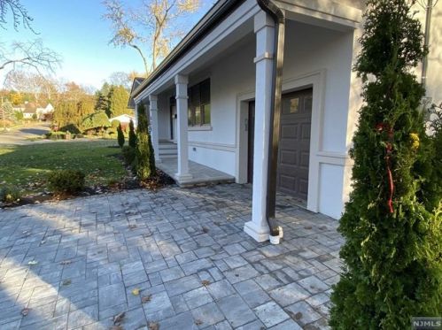 436 Ruckman Rd, Closter NJ  07624-2326 exterior
