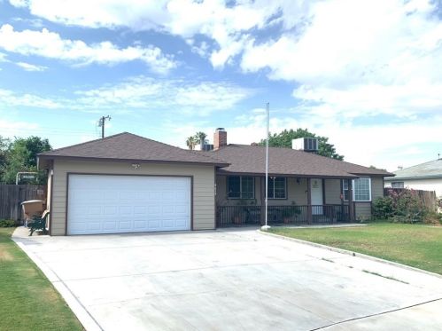 4615 Randy Ave, Bakersfield, CA 93309-3263