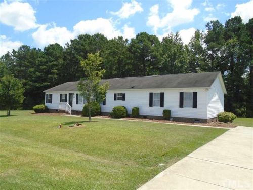 130 Marlin Ln, Smithfield, NC 27577-7299