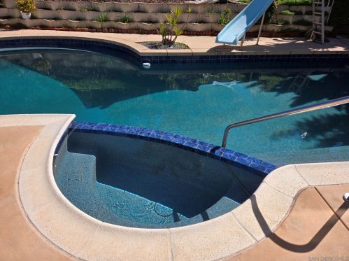 6319 Lake Athabaska Pl, San Diego CA  92119-3526 exterior