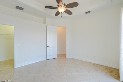 5240 20 Ave, Cape Coral FL  33990-4815 exterior