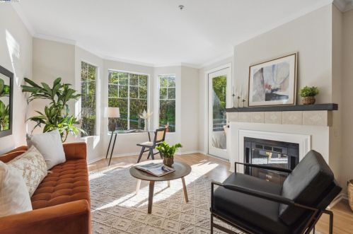 260 Caldecott Ln, Oakland CA  94618-2414 exterior