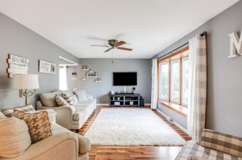 7914 33rd Ave, Kenosha, WI 53142-4677