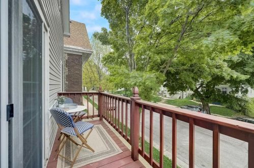 905 Hadley St, Milwaukee WI 53212-2611 exterior