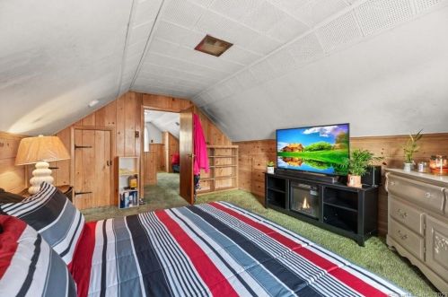 54 Greenfield Rd, Milford CT  06460-6331 exterior