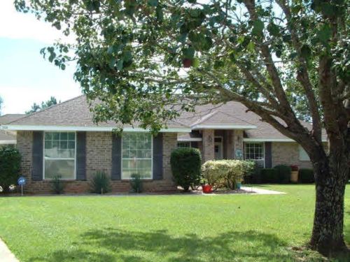 206 Madison Ln, Foley, AL 36535-2906