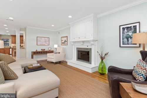 300 28th St, Camp Hill PA  17011-2801 exterior