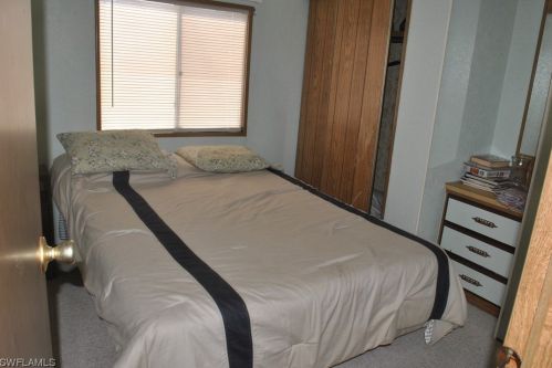 4823 Flamingo Dr, Saint James City FL  33956-2818 exterior