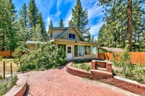 2622 Cold Creek Trl, South Lake Tahoe CA  96150-7200 exterior