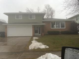 19 Melody Ln, Tonawanda, NY 14150-9105