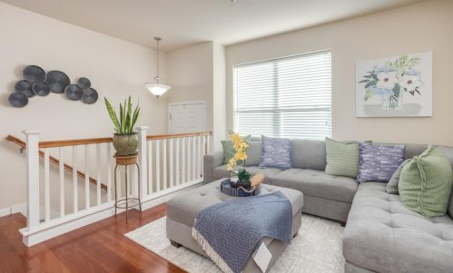 129 Esfahan Dr, San Jose, CA 95111-3123