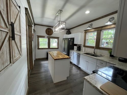 311 10th St, Franklin PA  16323-1150 exterior