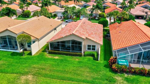 7369 Haviland Cir, Boynton Beach FL  33437-6461 exterior