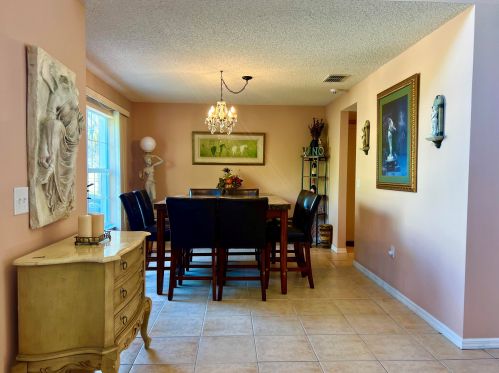 1142 Floresta Dr, Fort Pierce FL  34983-2758 exterior