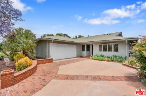 3660 Pioneer Blvd, Long Beach, CA 90808-3120